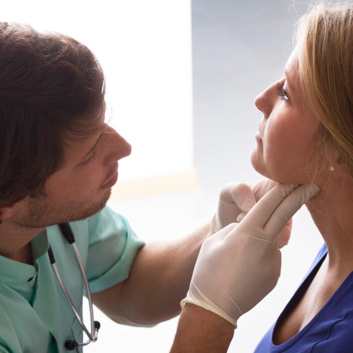 what are the early warning signs of thyroid problems